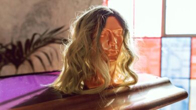 Are Synthetic and Human Hair Wigs Equally Sustainable? What Consumers Should Know